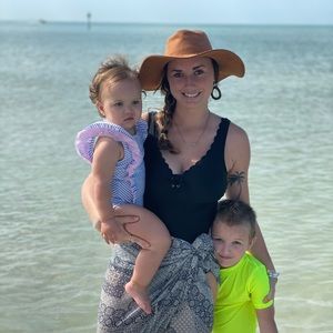 Meet your Posher, Abbey